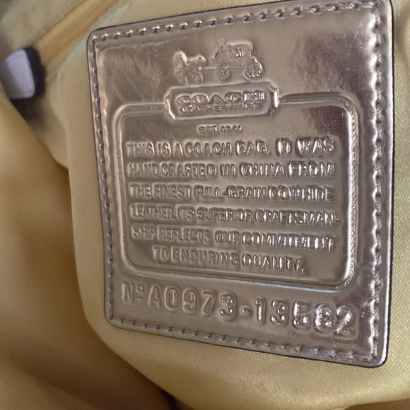 Vintage Coach purse with gold detailing - Picture 1 of 6